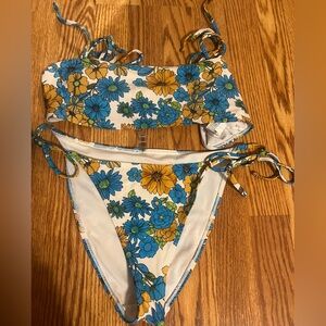 Floral bikini set